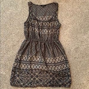 Soprano Black Printed Sleeveless Dress Size Small